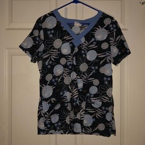 Woman’s scrub top